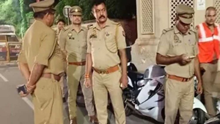 लखनऊ में ATS में तैनात महिला सिपाही के साथ छेड़छाड़, दबंगों ने घर में घुसकर कपड़े फाड़े